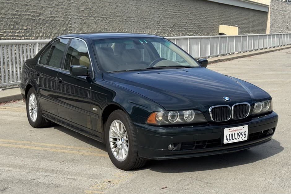 2002 BMW E39 5-Series sold for $8,300