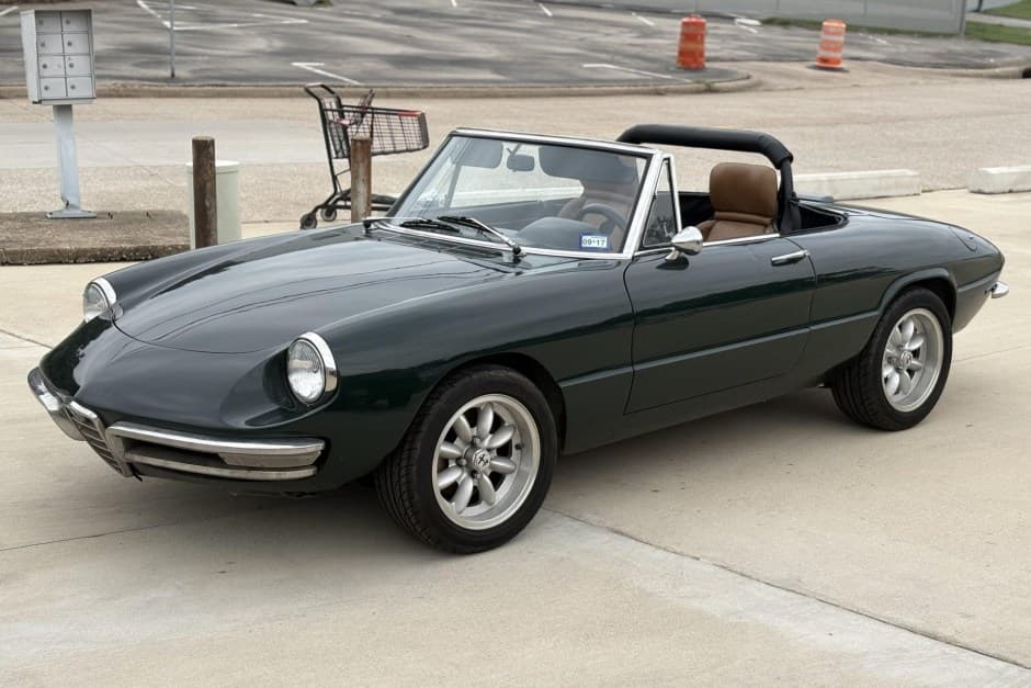 1967 Alfa Romeo 105/115 Spider Series 1 sold for $13,551