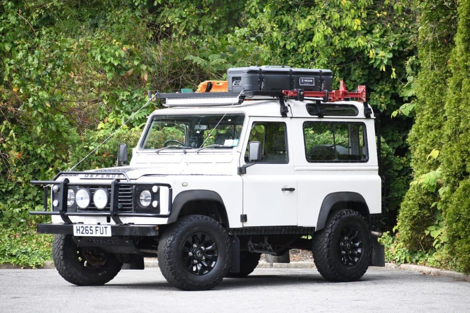 1991 Land Rover 90 / Defender 90 (Euro Spec) sold for $23,500