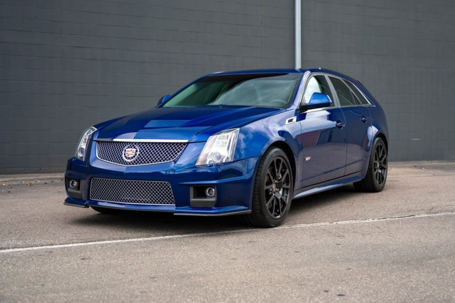 2012 Cadillac CTS & CTS-V sold for $60,500