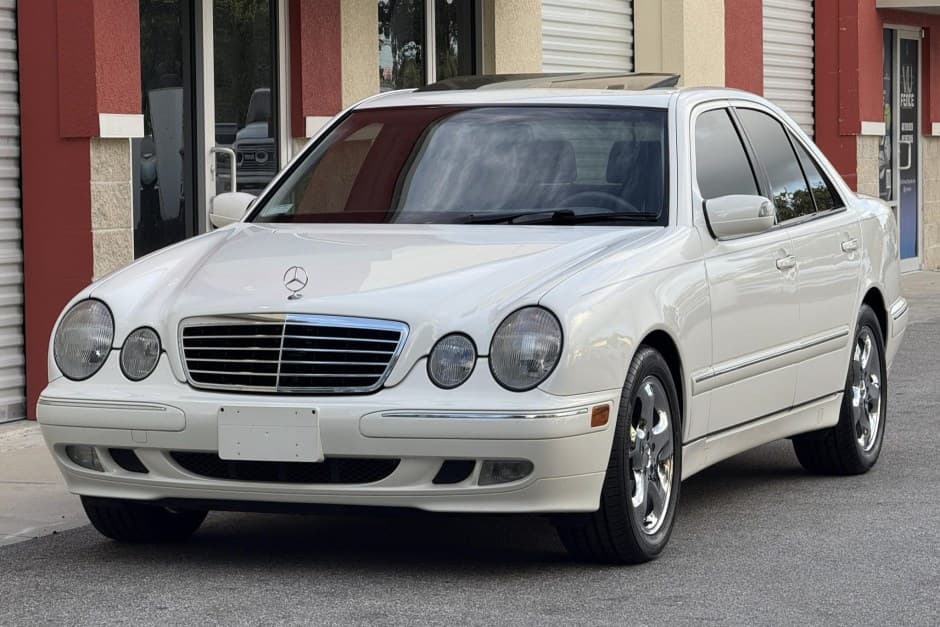2002 Mercedes-Benz W210 E-Class sold for $15,000