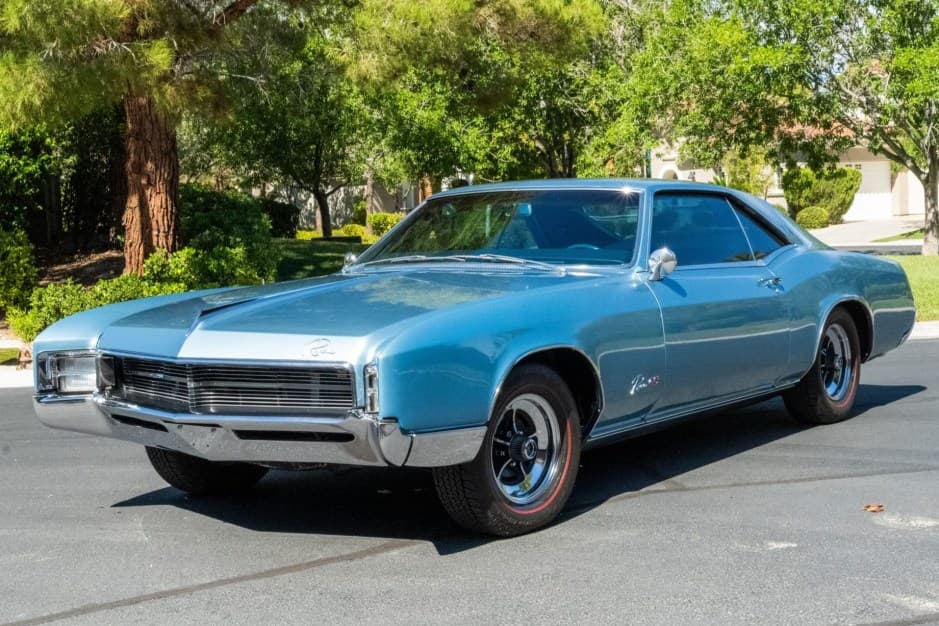 1967 Buick Riviera sold for $35,000