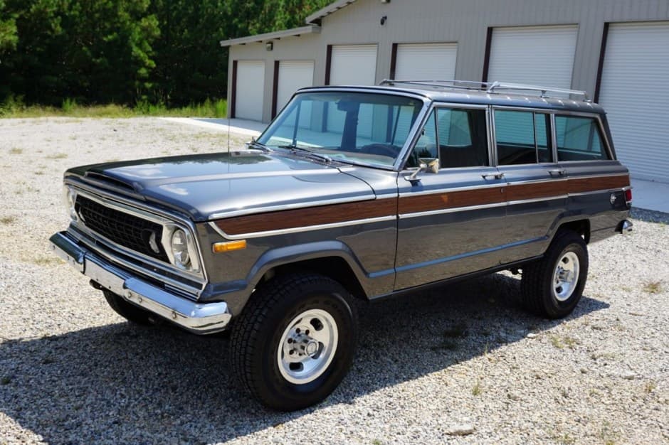 1977 Jeep SJ Wagoneer sold for $16,000