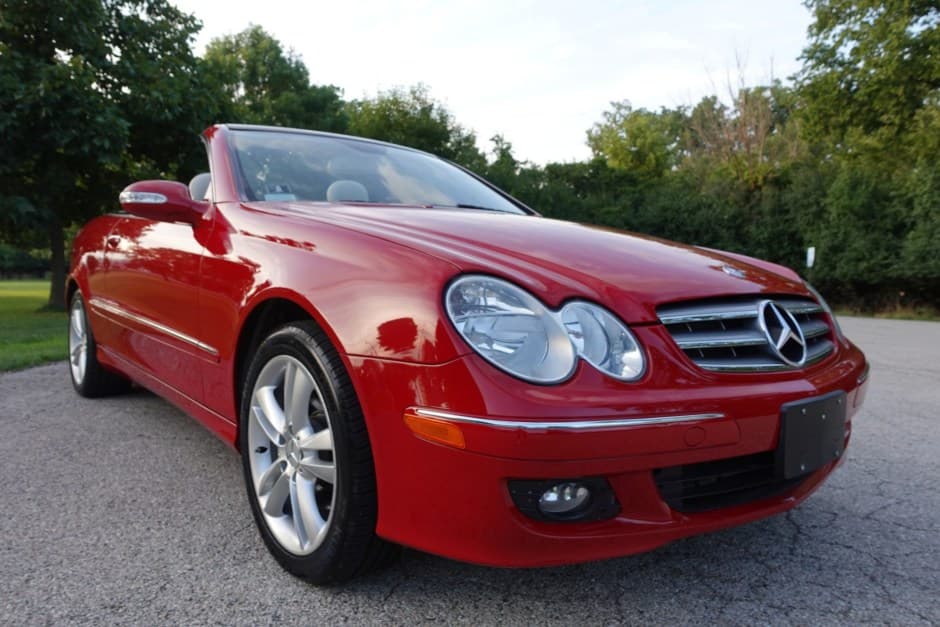 2007 Mercedes-Benz CLK-Class sold for $11,000
