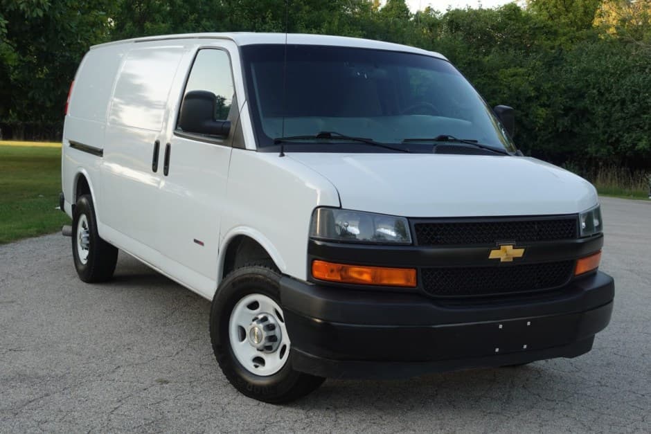 2022 Chevrolet Express sold for $18,500