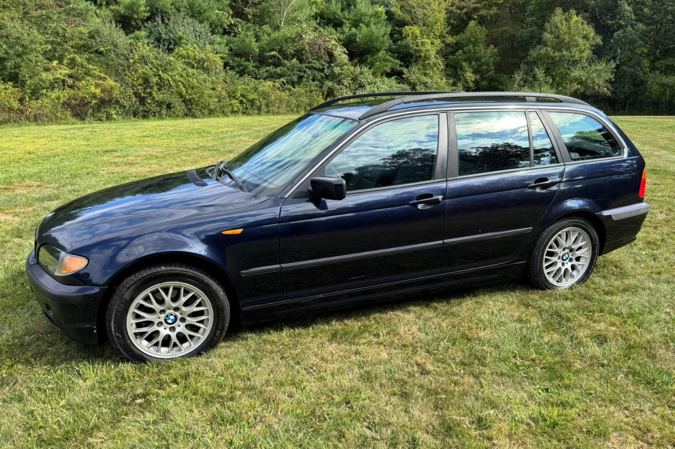 2004 BMW 3 Series sold for $6,275