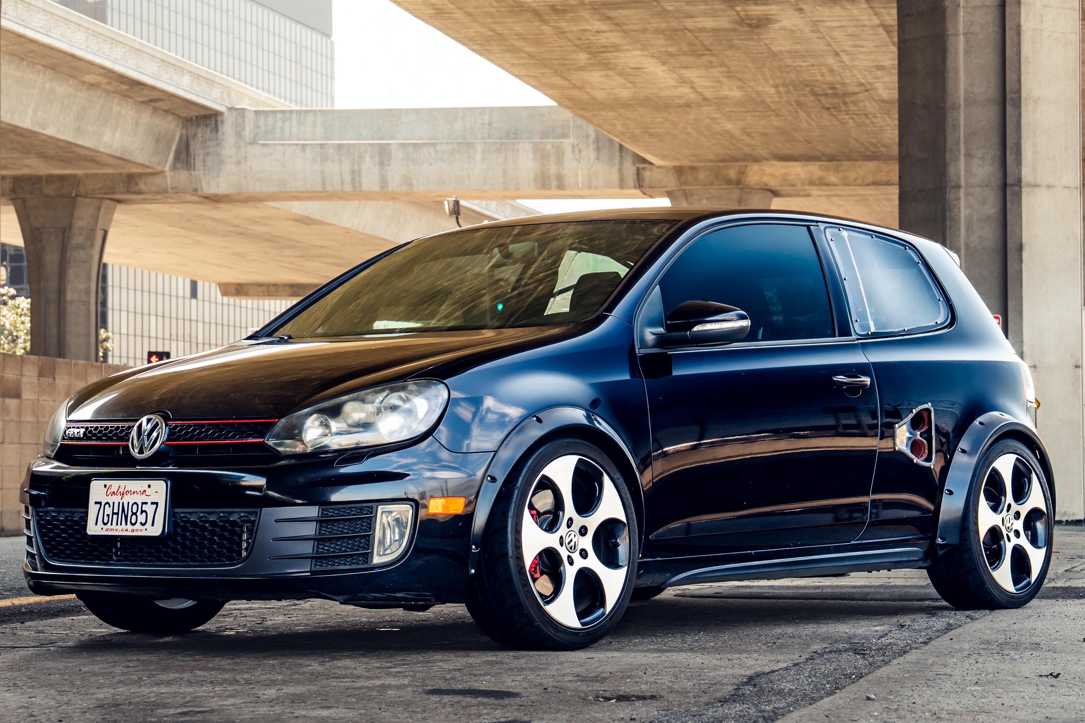 2012 Volkswagen Mk6 GTI sold for $9,771
