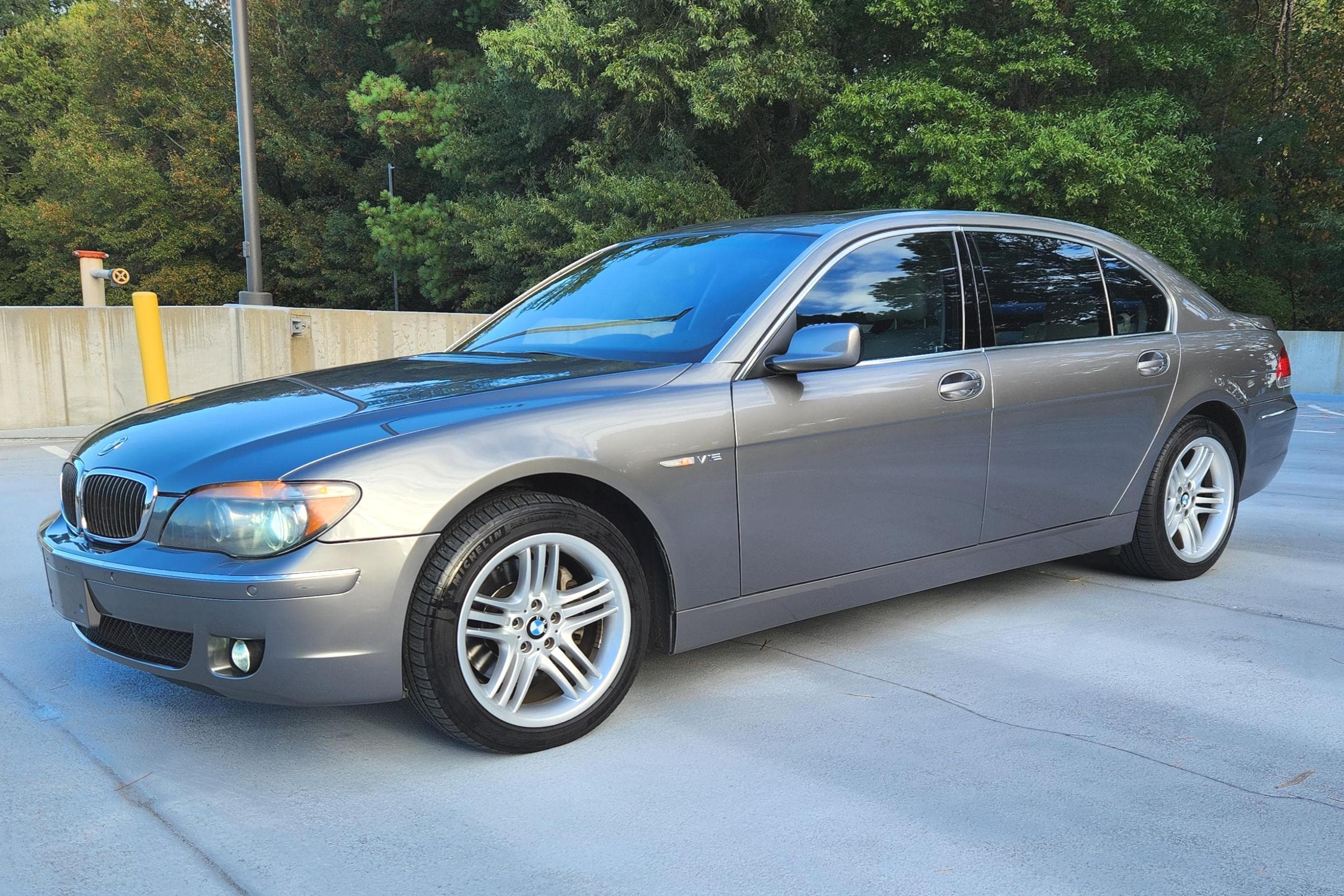 2006 BMW 7 Series sold for $15,500