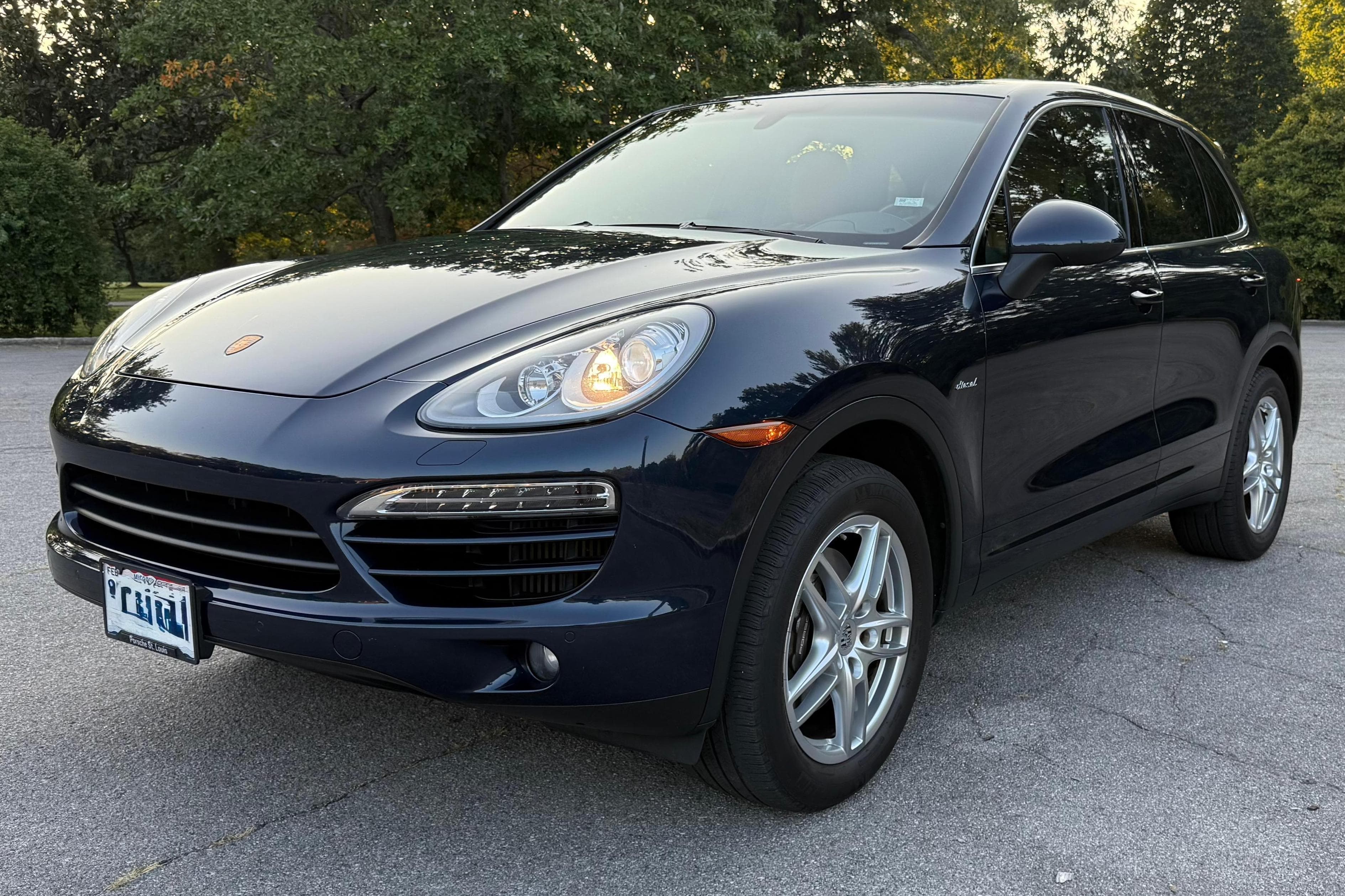 2014 Porsche Cayenne sold for $17,000