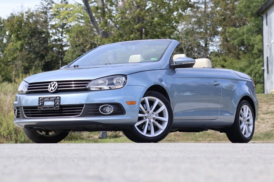 2012 Volkswagen Eos sold for $15,007