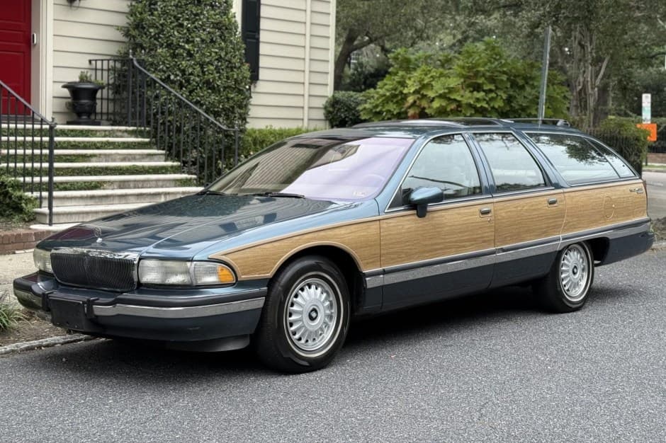 1993 Buick Roadmaster sold for $14,750