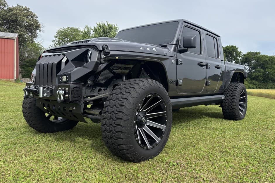 2021 Jeep JT Gladiator sold for $31,000