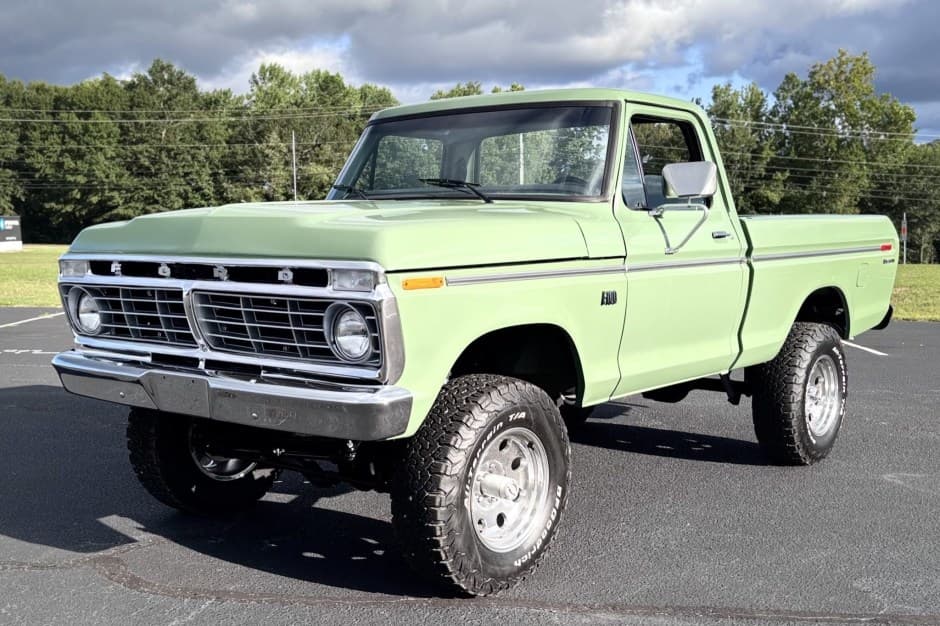 1975 Ford F-Series 1973-1979 sold for $27,255