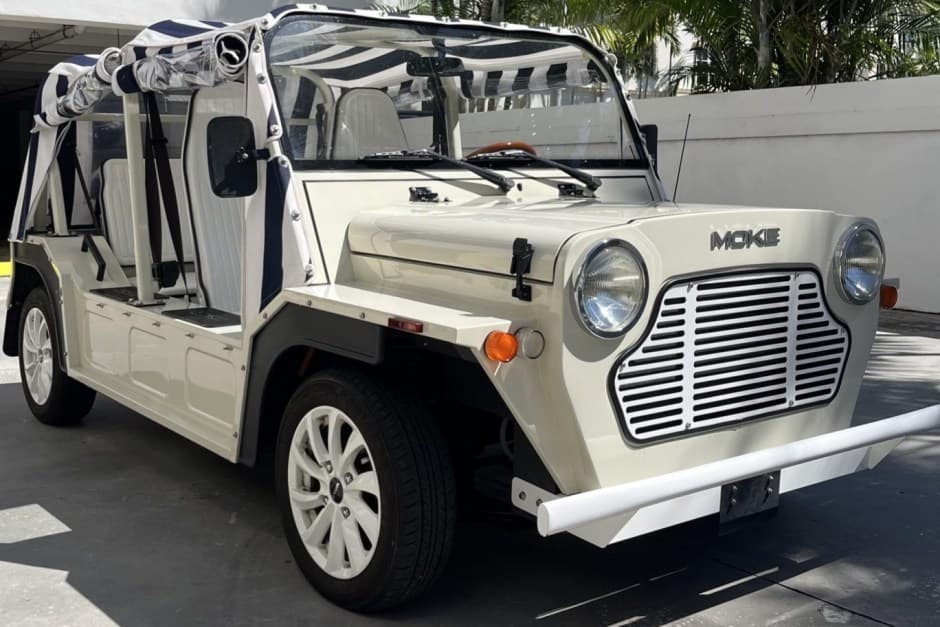 2022 Mini Moke Electric sold for $19,349