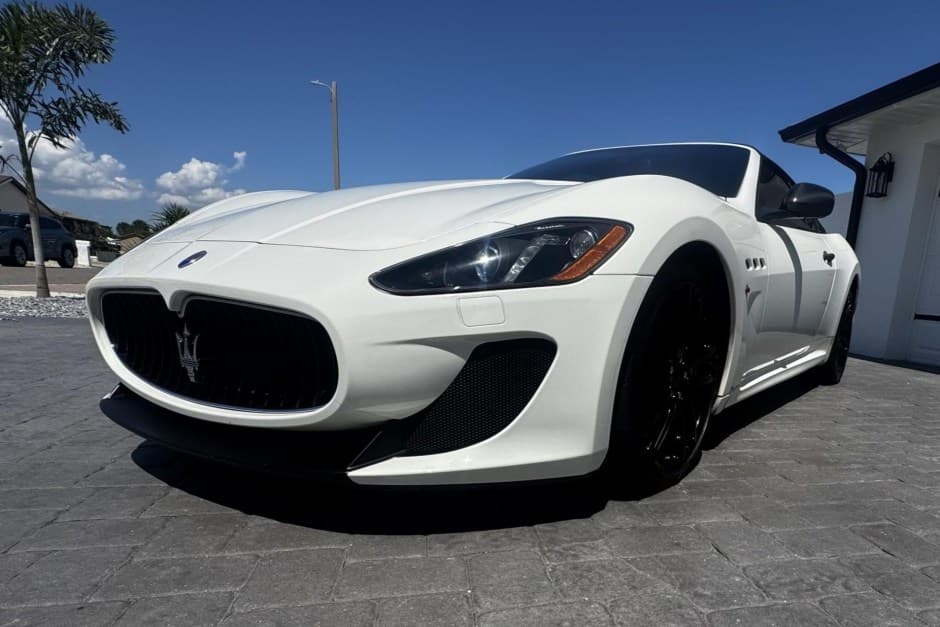 2015 Maserati GranTurismo sold for $37,250