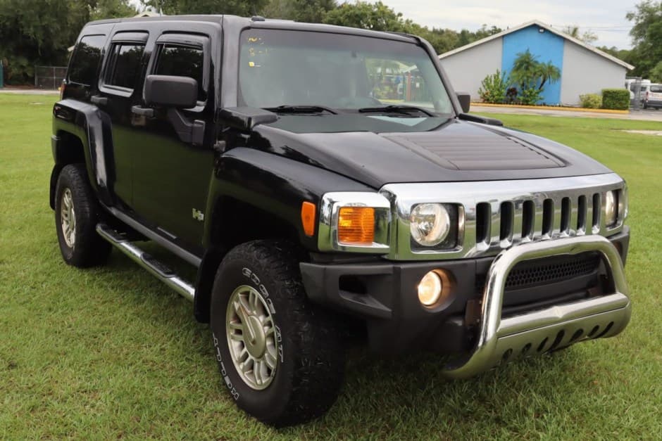 2007 Hummer H3 sold for $7,107