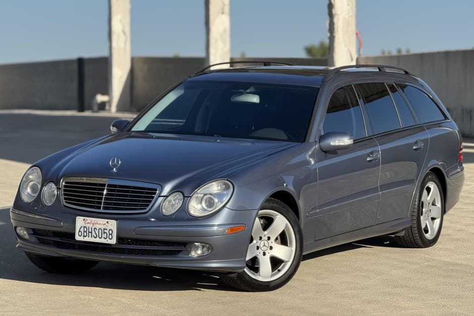 2005 Mercedes-Benz W211 E-Class sold for $5,900