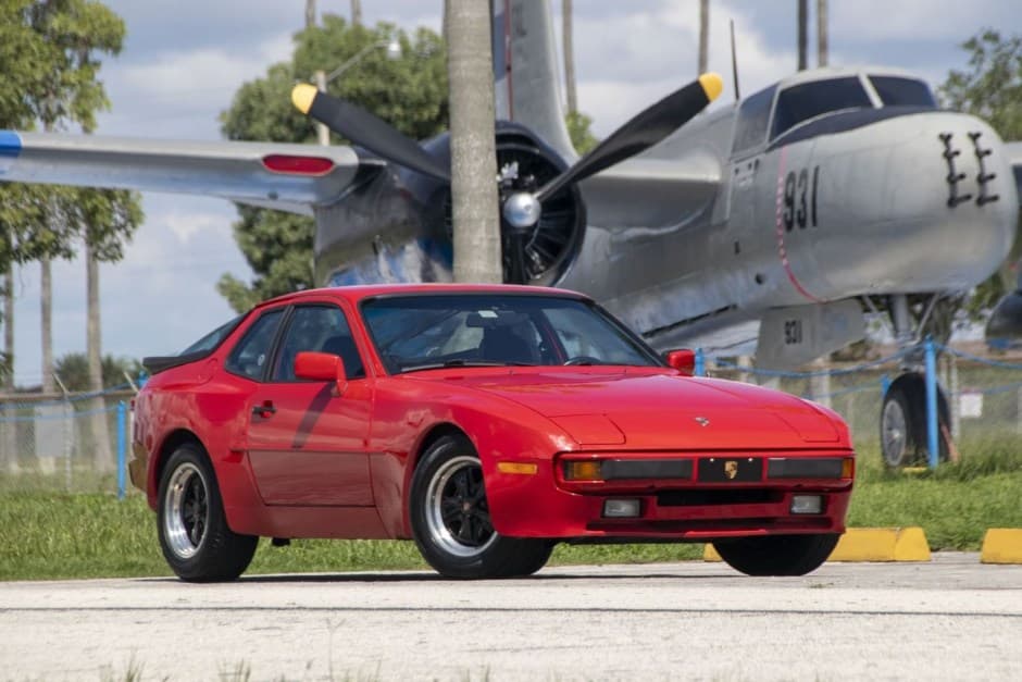 1984 Porsche 944 sold for $13,500