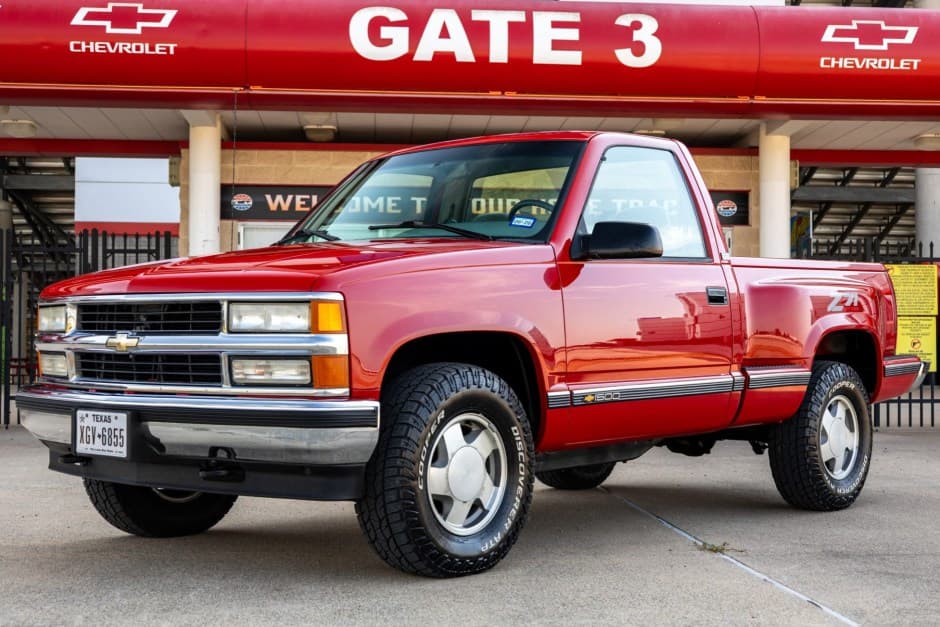 1996 Chevrolet C/K GMT400 (1988-2002) sold for $29,000