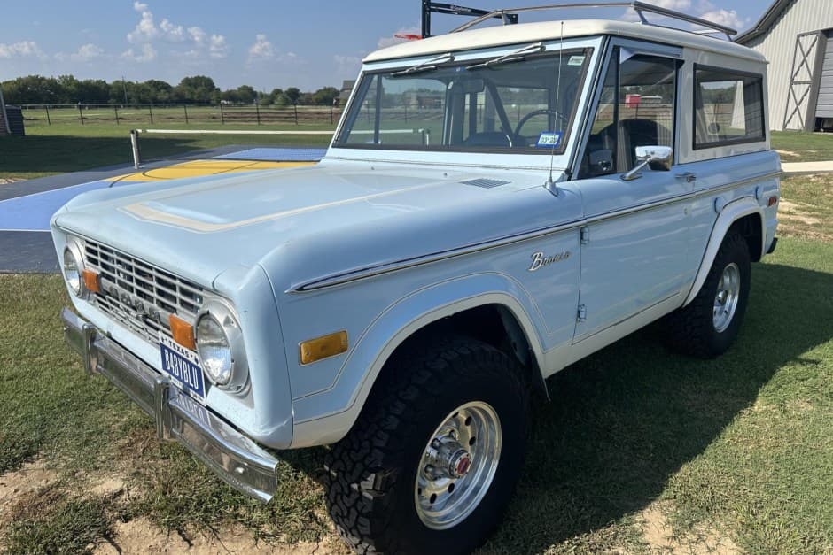 1976 Ford Bronco U13/U14/U15 1966-1977 sold for $36,370
