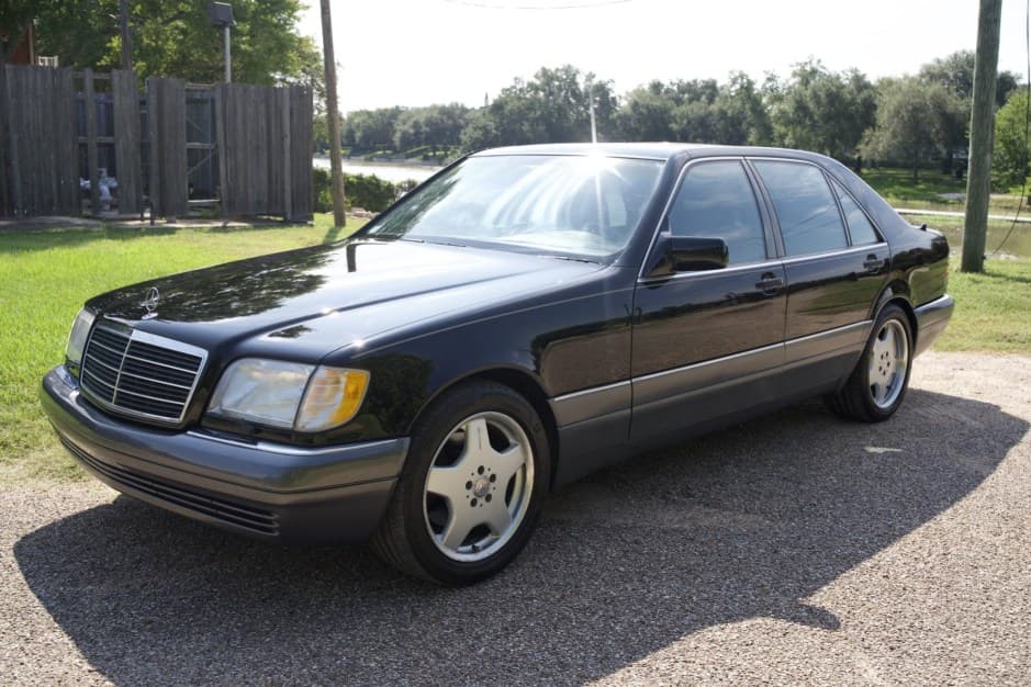 1995 Mercedes-Benz W140 S-Class sold for $8,200