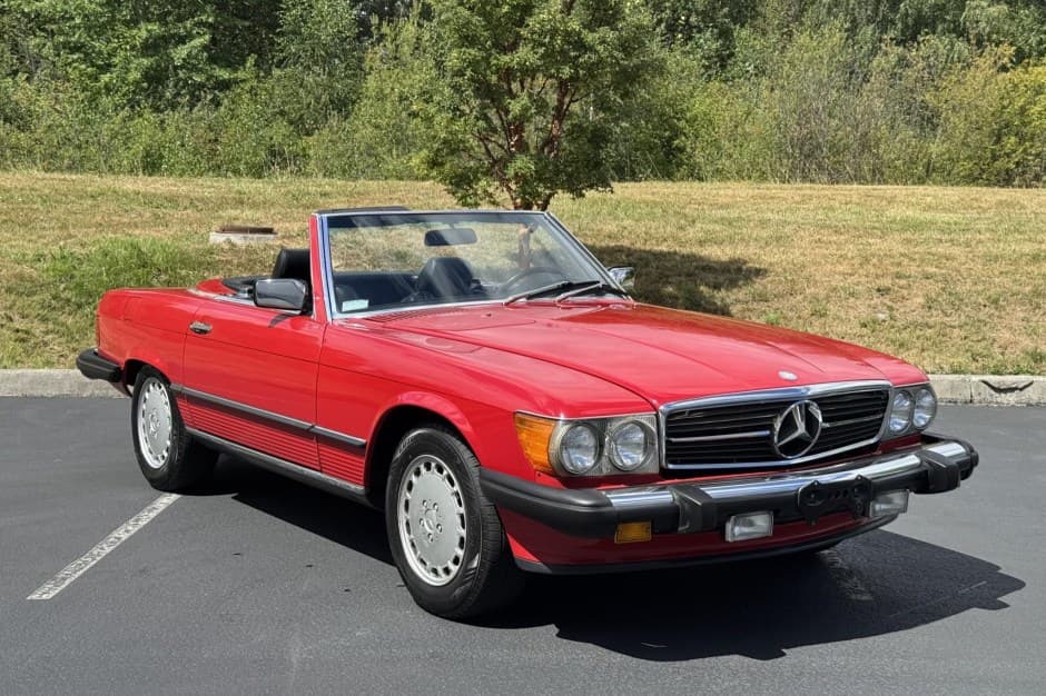 1988 Mercedes-Benz R107 SL sold for $27,000