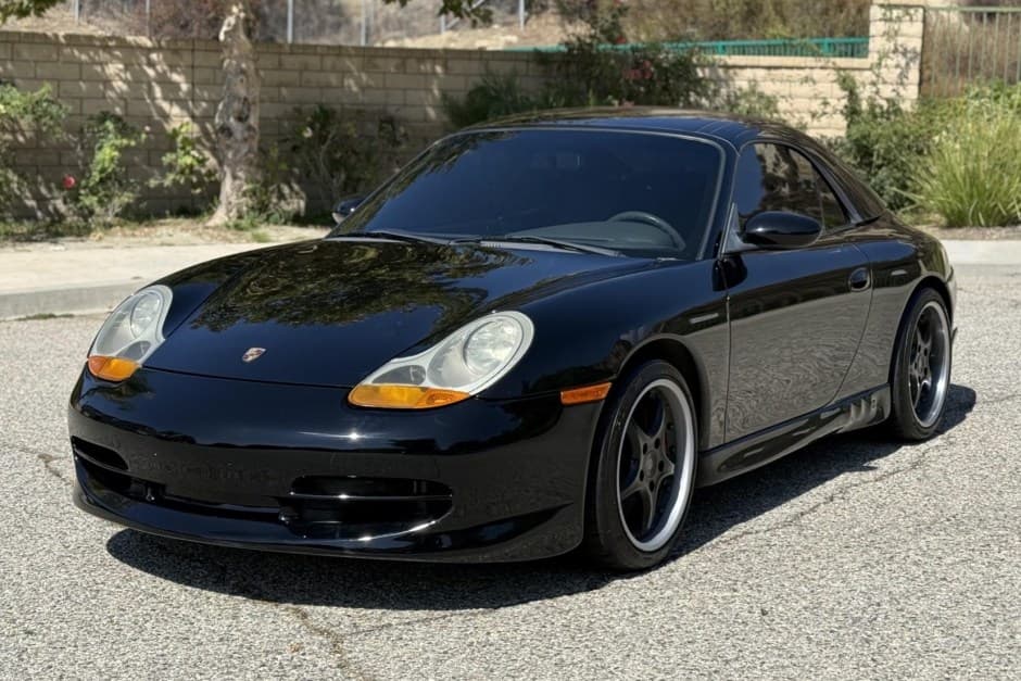 1999 Porsche 996 911 (Non-Turbo/GT2/GT3) sold for $16,250