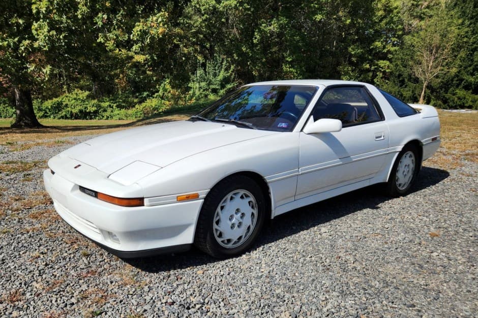 1989 Toyota Supra A70 (1986-1992) sold for $6,600