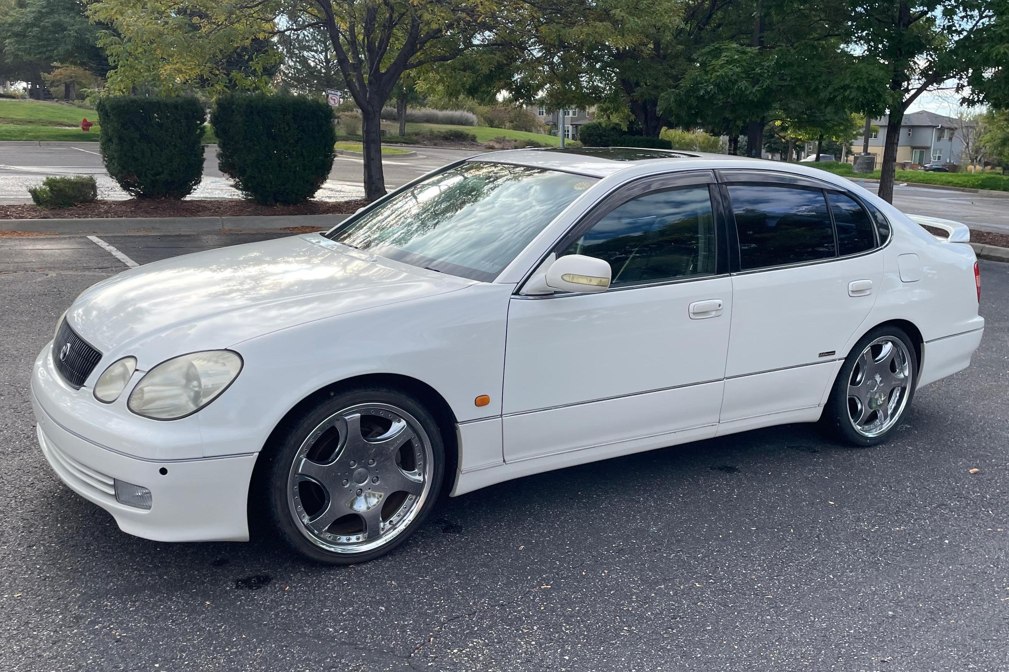 1998 Toyota Aristo sold for $5,800
