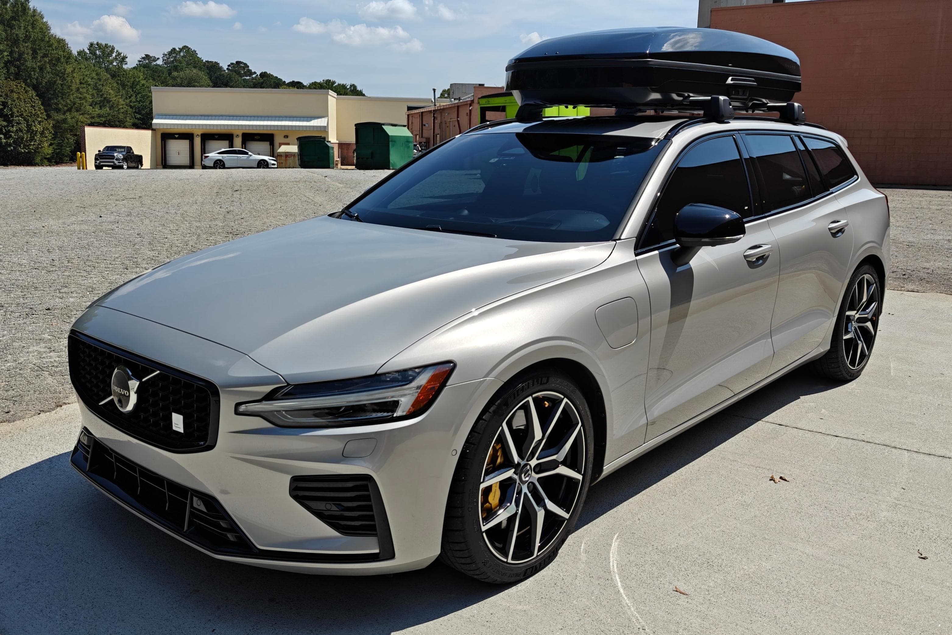 2024 Volvo V60 sold for $58,669