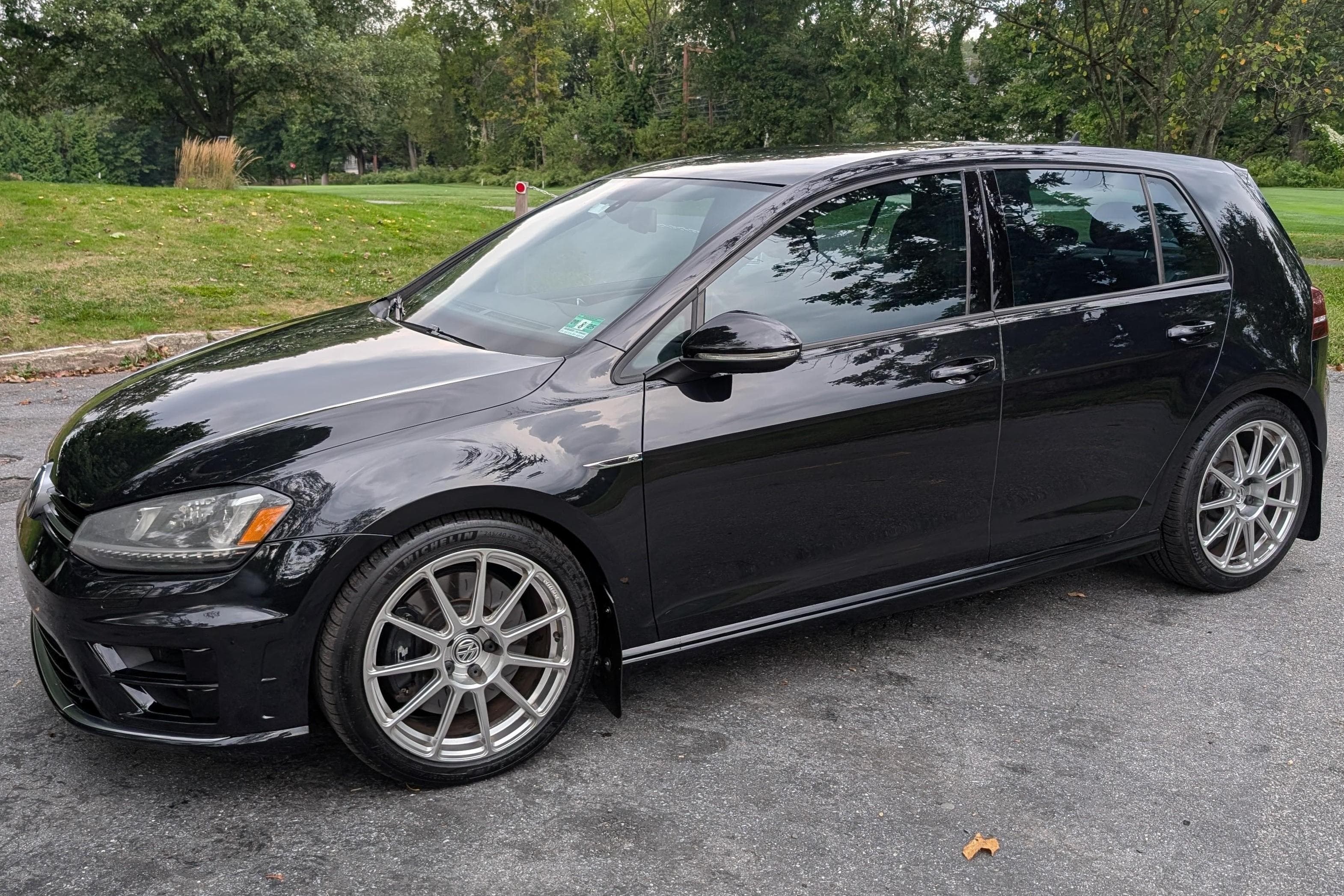 2016 Volkswagen Golf R sold for $18,750