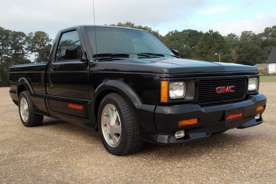 1991 GMC Syclone sold for $31,750