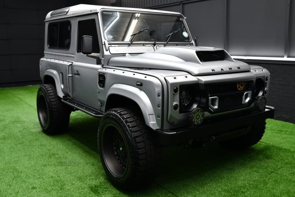 1991 Land Rover 90 / Defender 90 (Euro Spec) sold for $46,999