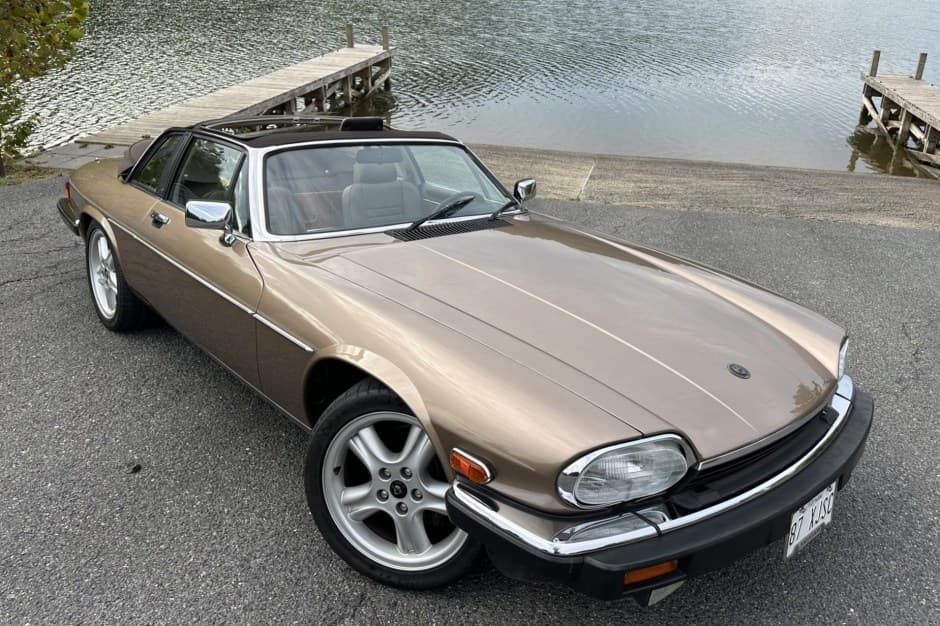 1987 Jaguar XJS sold for $16,777