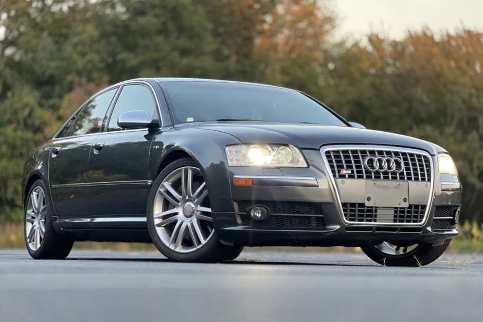 2007 Audi S8 sold for $25,000