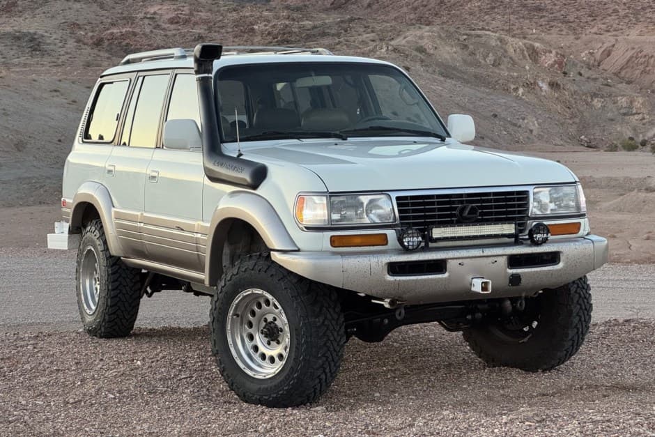 1997 Lexus LX450 sold for $13,750