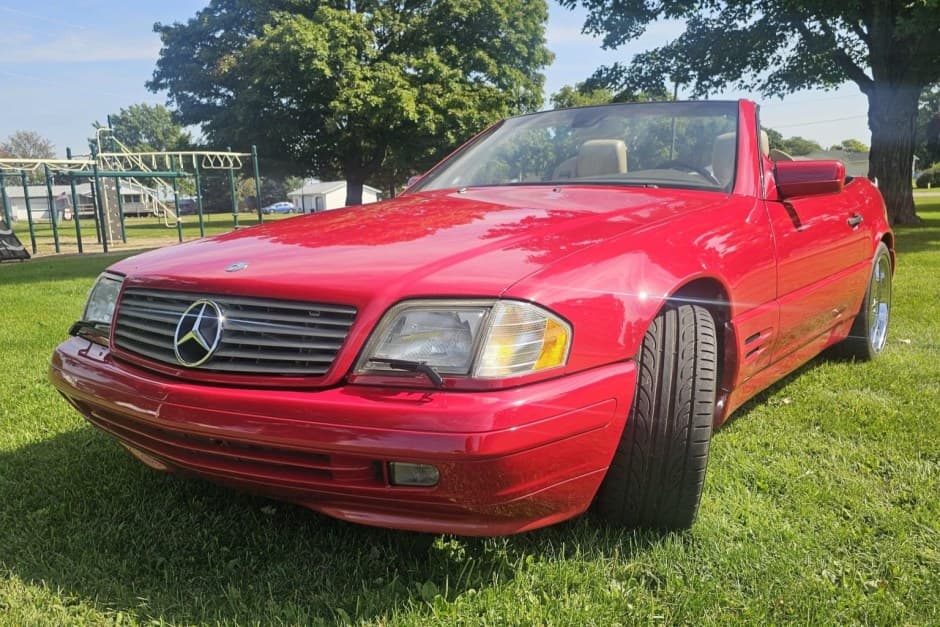 1997 Mercedes-Benz R129 SL sold for $9,500