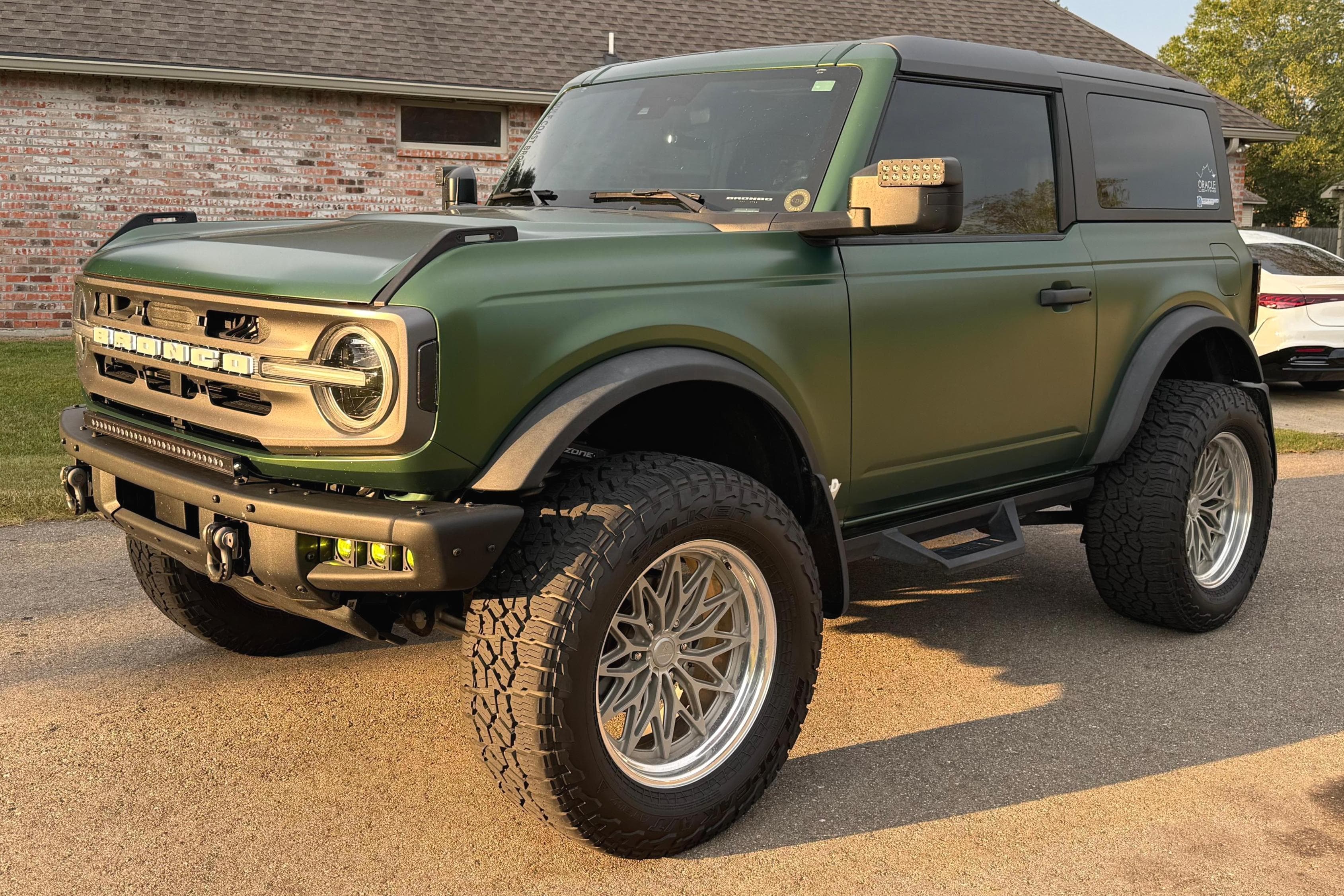 2022 Ford Bronco sold for $35,000