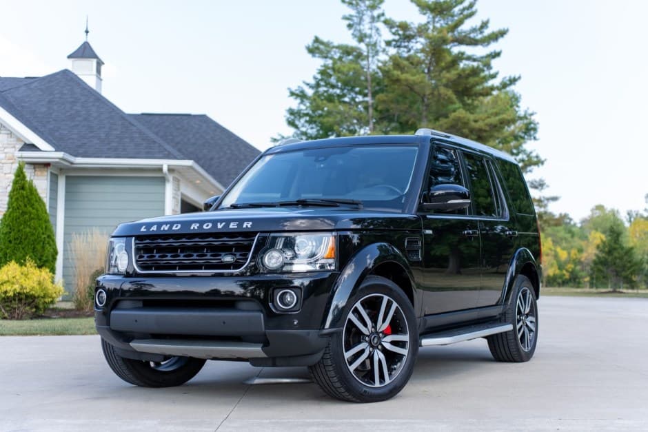 2016 Land Rover LR4 sold for $19,000