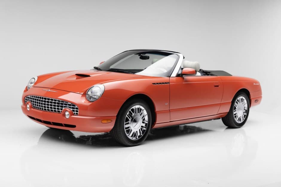 2003 Ford Thunderbird (2002-2005) sold for $30,555
