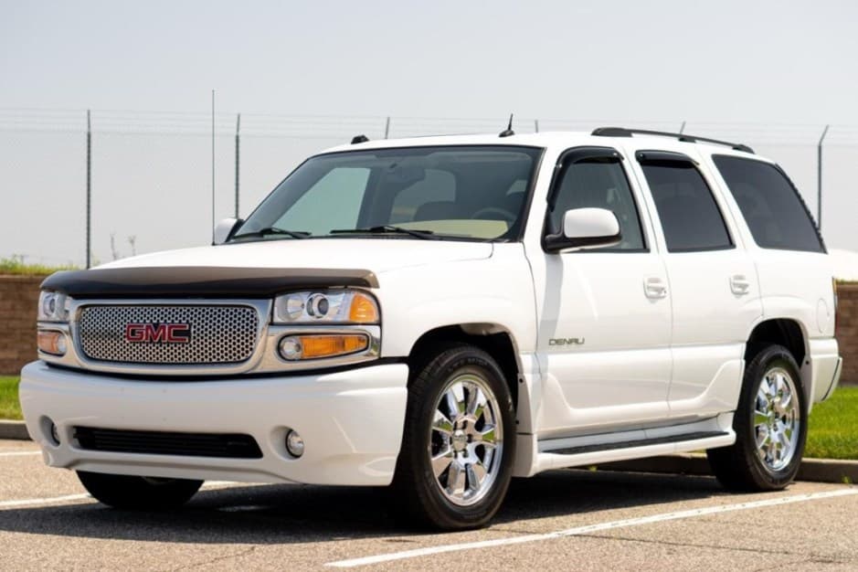 2005 GMC Yukon GMT800 sold for $31,000