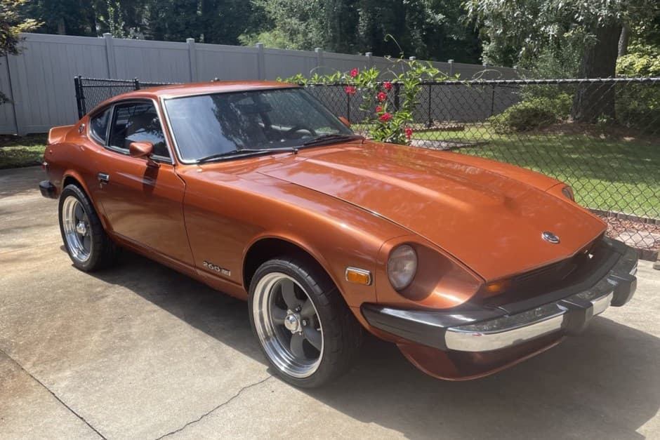 1974 Datsun 260Z sold for $17,850