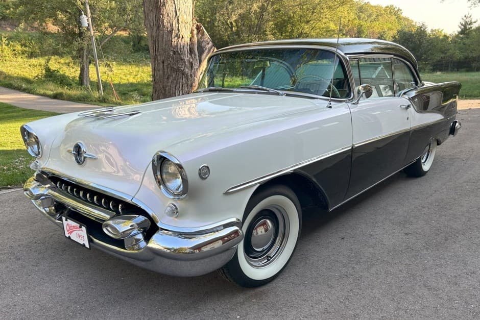 1955 Oldsmobile 88 sold for $15,750