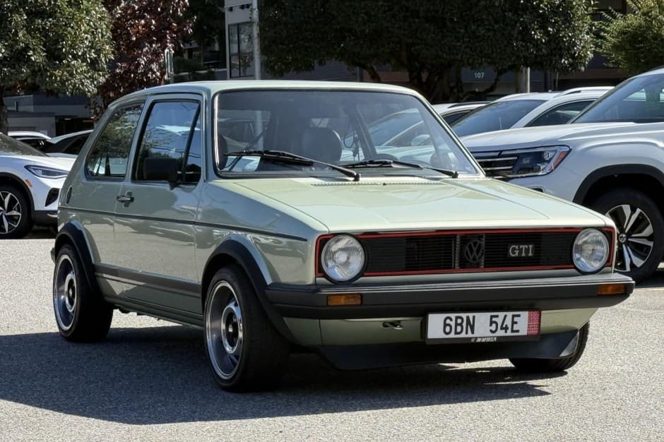 1980 Volkswagen GTI Mk1 sold for $18,000