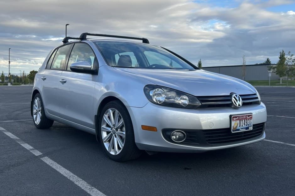 2013 Volkswagen Golf & Rabbit sold for $14,500