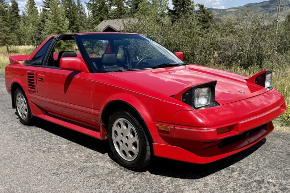 1989 Toyota AW11 MR2 sold for $14,980