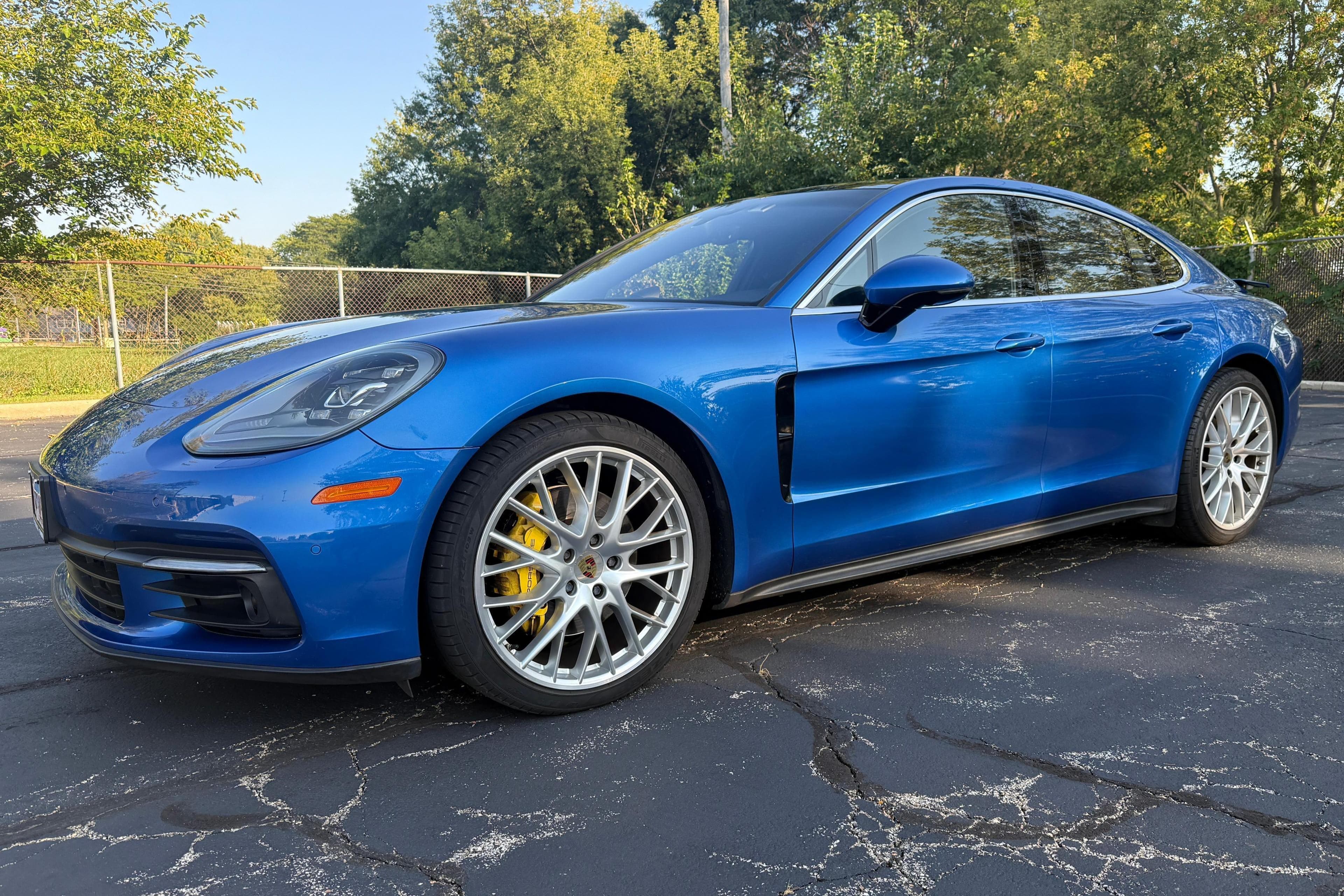 2017 Porsche Panamera sold for $31,000