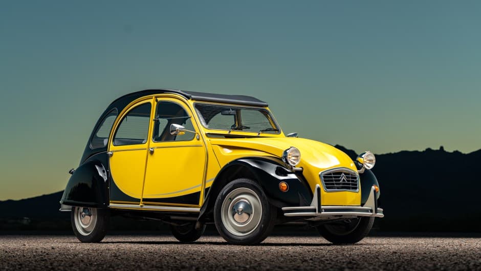 1985 Citroen 2CV sold for $21,500