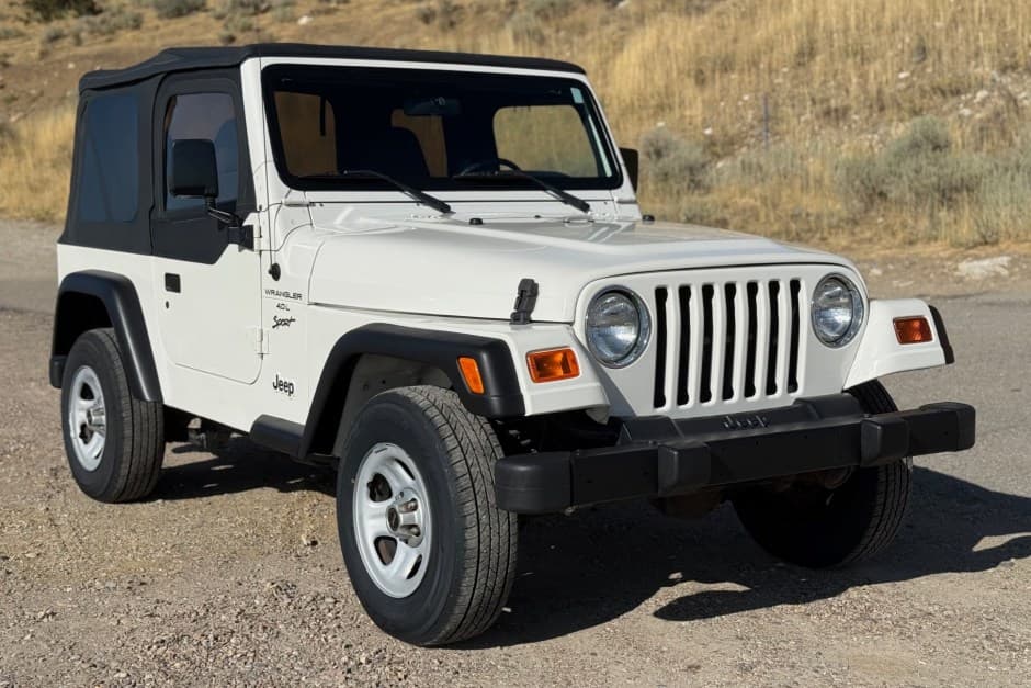 1999 Jeep Wrangler TJ (1997-2006) sold for $17,250