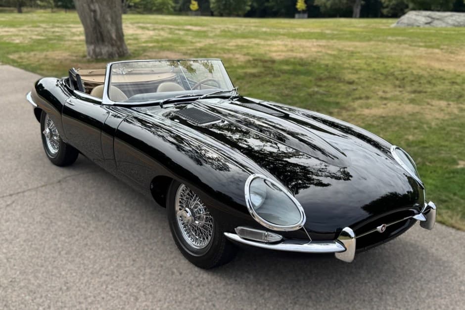 1962 Jaguar XKE Series I sold for $135,000